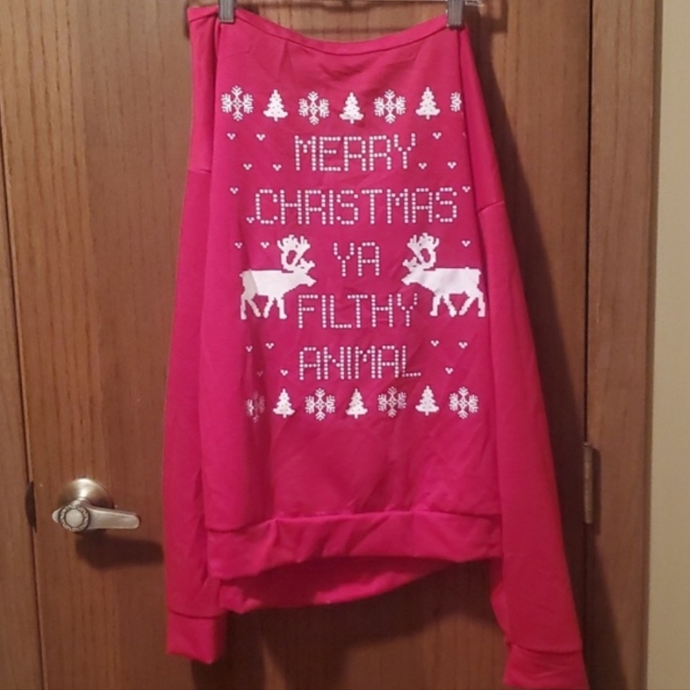 Size M? Red Off Shoulder Shirt "Merry Christmas Ya Filthy Animal" Home Alone - Picture 3 of 3